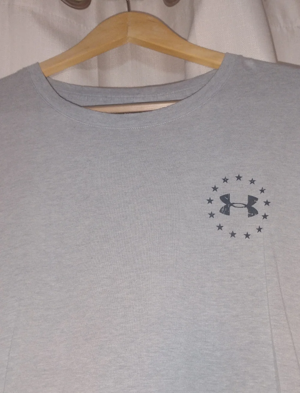 Under Armour Light Gray “Freedom” Wounded Warrior Graphic Tee - Picture 2 of 7